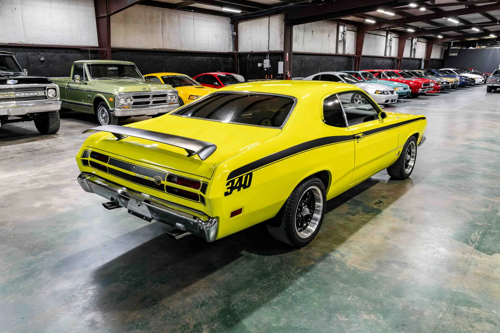 1971-Plymouth-Duster-Curious Yellow-VL29C1B233577-37.jpg